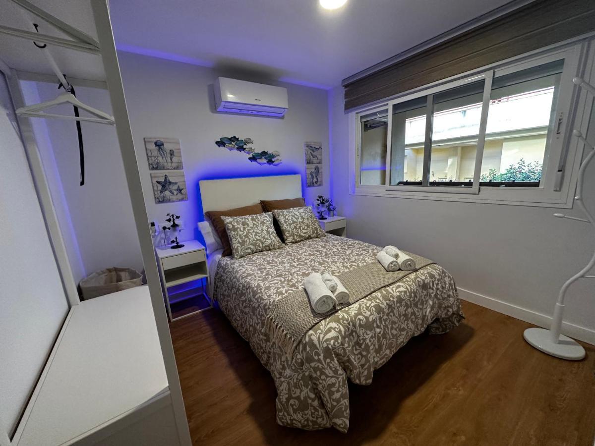 Lujo Duplex: Beachfront Garden Retreat With Pool Apartment