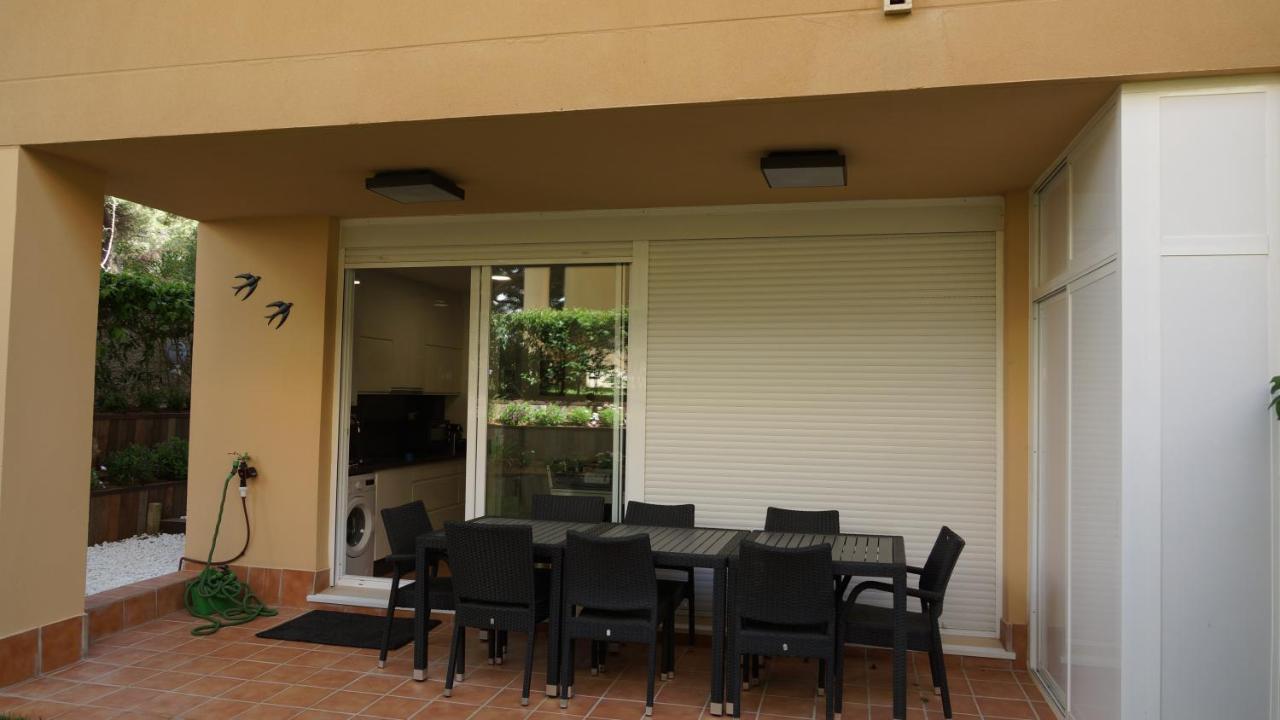 Lujo Duplex: Beachfront Garden Retreat With Pool *