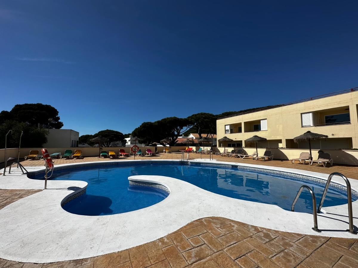 Lujo Duplex: Beachfront Garden Retreat With Pool *